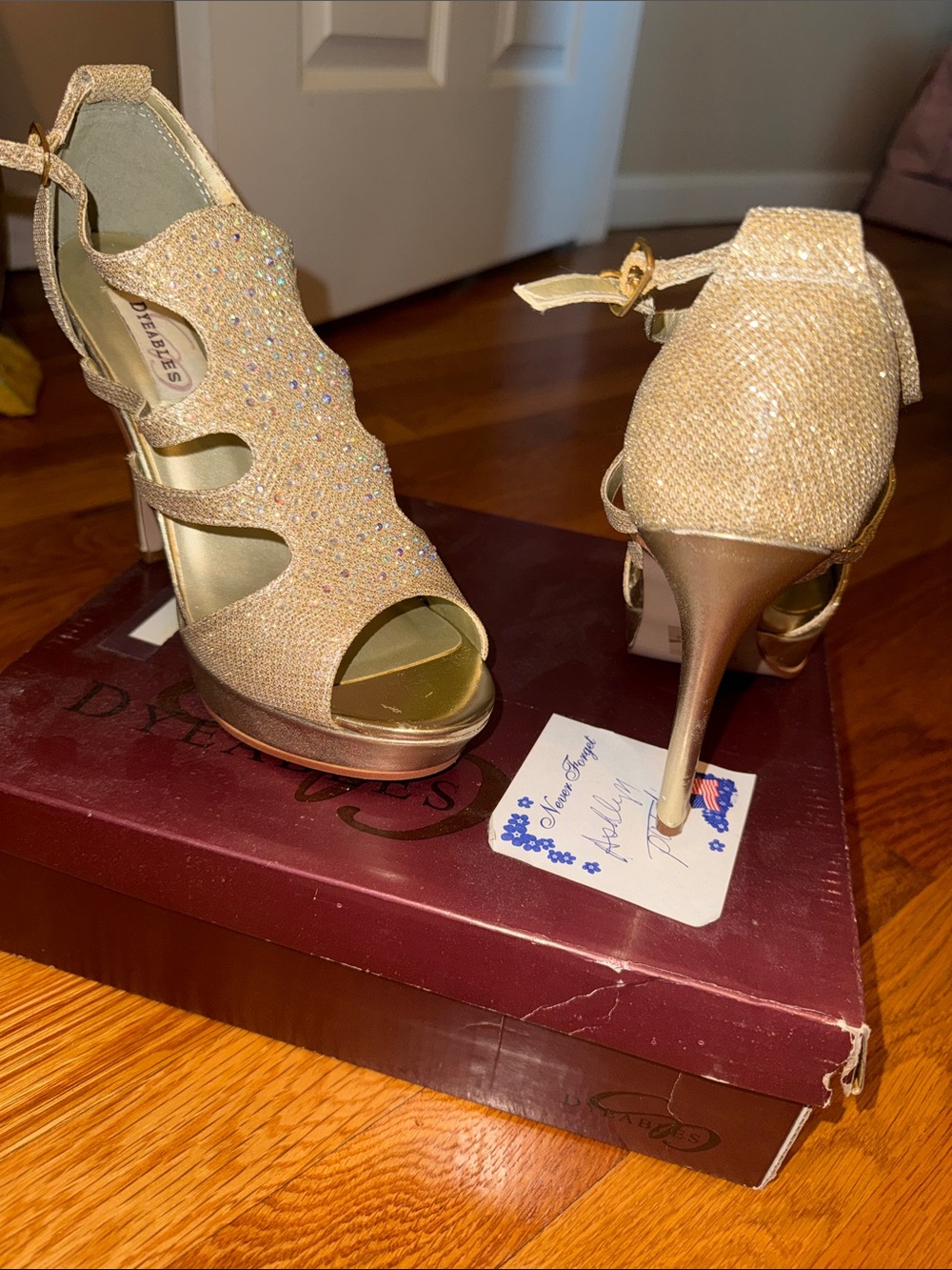 Vintage Gold Heels Dyeables Irie gold shimmer heel platform